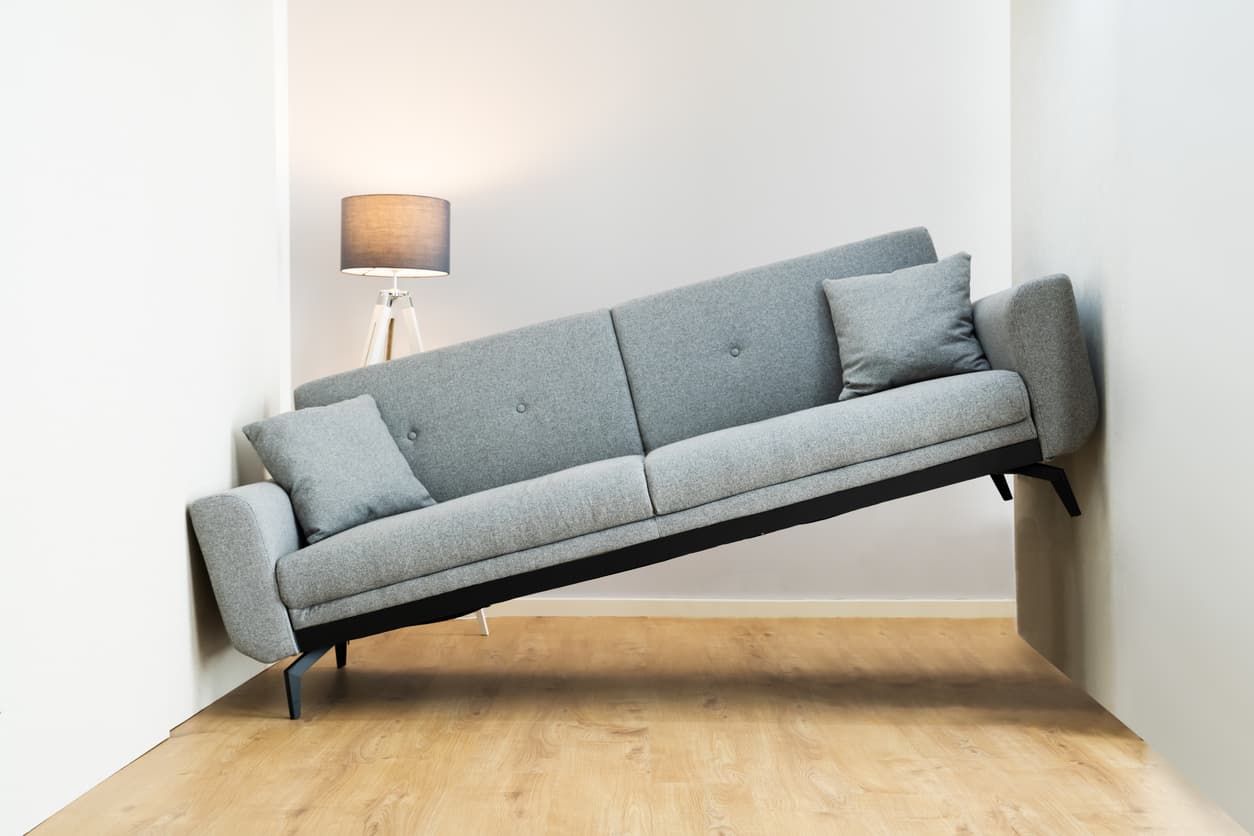 When Growth Outpaces Space: Expanding a Furniture Brand Beyond Borders